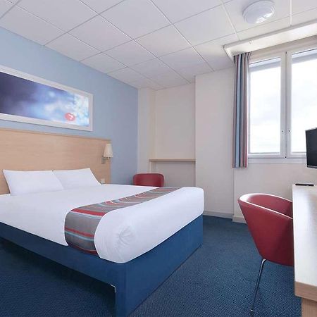 Travelodge Stirling M80 Cambusbarron Szoba fotó