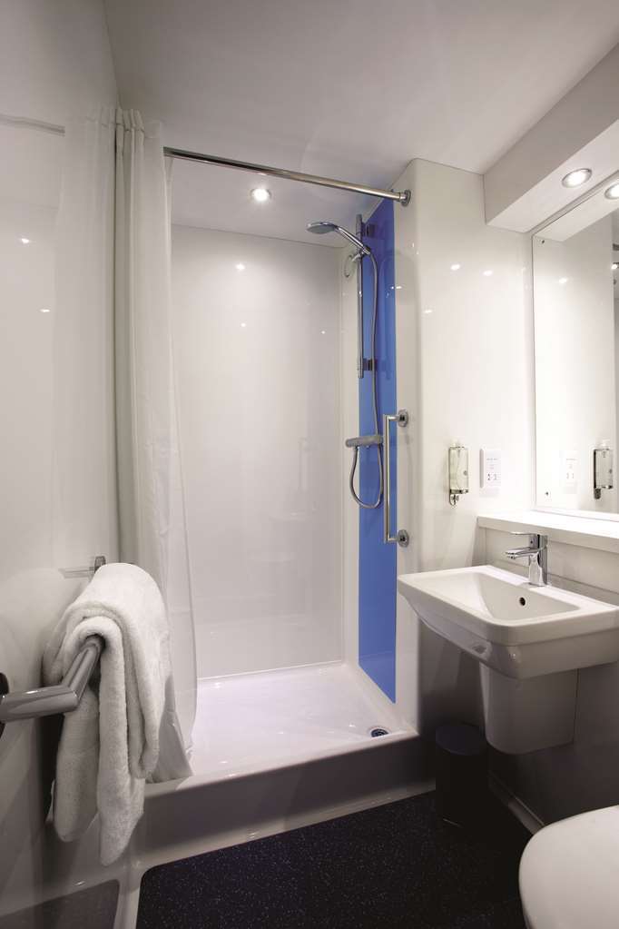 Travelodge Stirling M80 Cambusbarron Szoba fotó