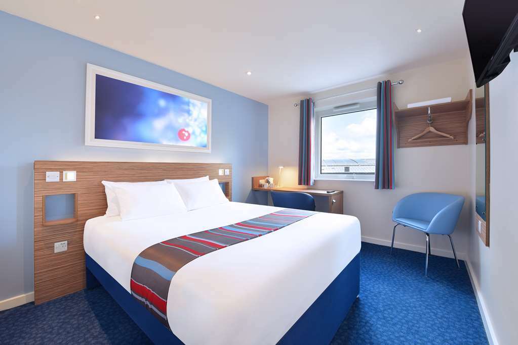 Travelodge Stirling M80 Cambusbarron Szoba fotó